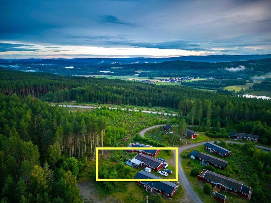 Langroesta; Ruime Blokhut Grenzend Aan Bos Villa Hagfors Luaran gambar
