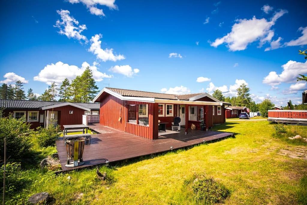 Langroesta; Ruime Blokhut Grenzend Aan Bos Villa Hagfors Luaran gambar