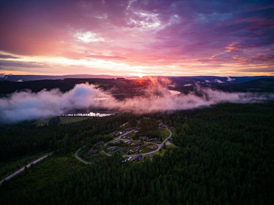 Langroesta; Ruime Blokhut Grenzend Aan Bos Villa Hagfors Luaran gambar