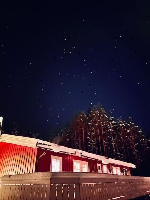 Langroesta; Ruime Blokhut Grenzend Aan Bos Villa Hagfors Luaran gambar